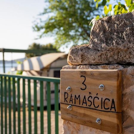 Holiday Home Brodina Севид Экстерьер фото