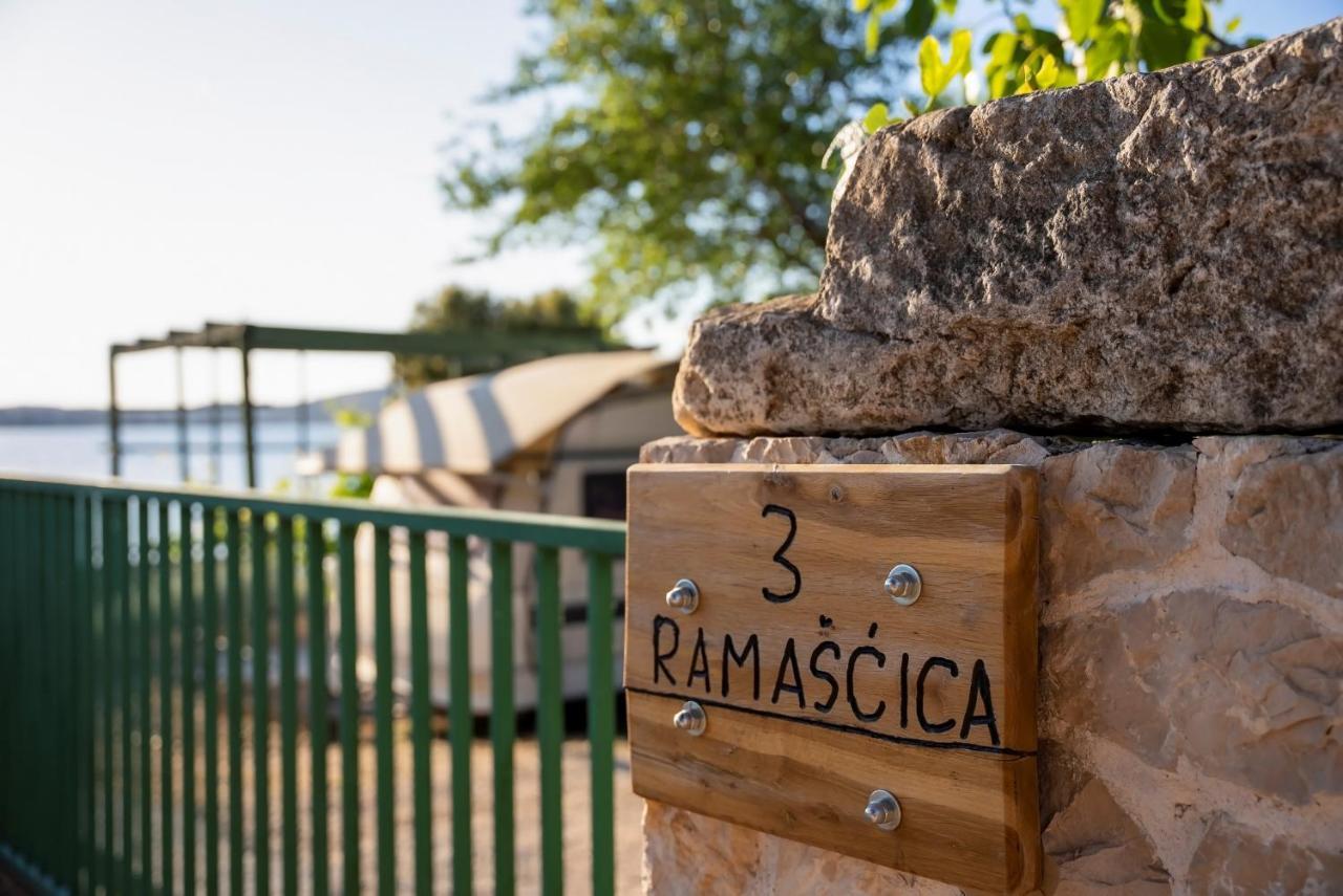 Holiday Home Brodina Севид Экстерьер фото